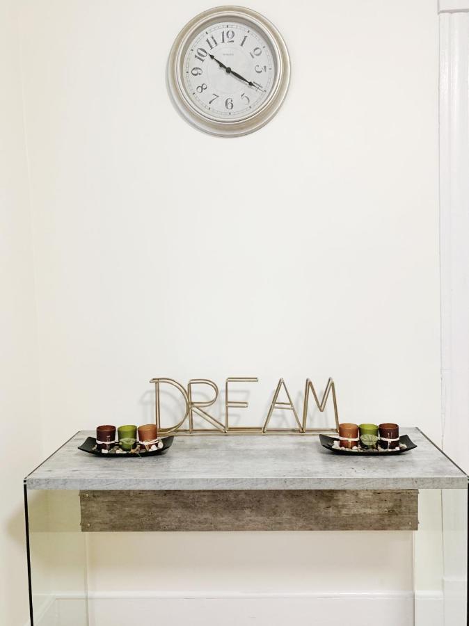 4 Bedroom Condo At Harvard Square And Harvard University كامبريدج المظهر الخارجي الصورة